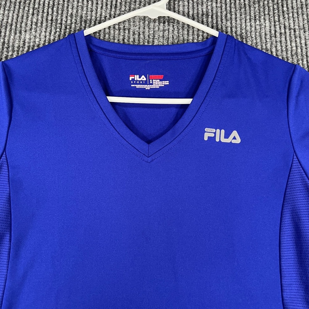 FILA Shirt Womens Small Blue Short Sleeve V Neck Workout Active Lightweight Gym